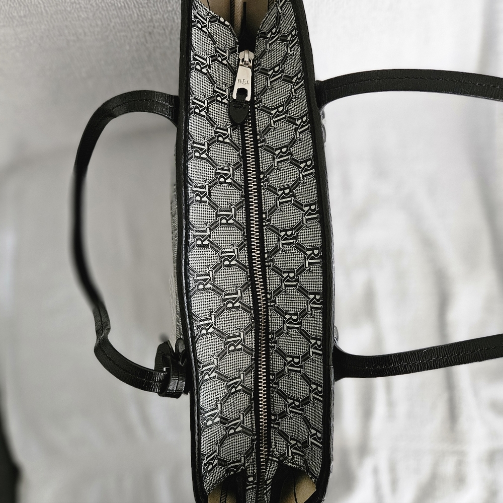 Ralph Lauren Signature Monogram Black and White Tote - Picture 7 of 10